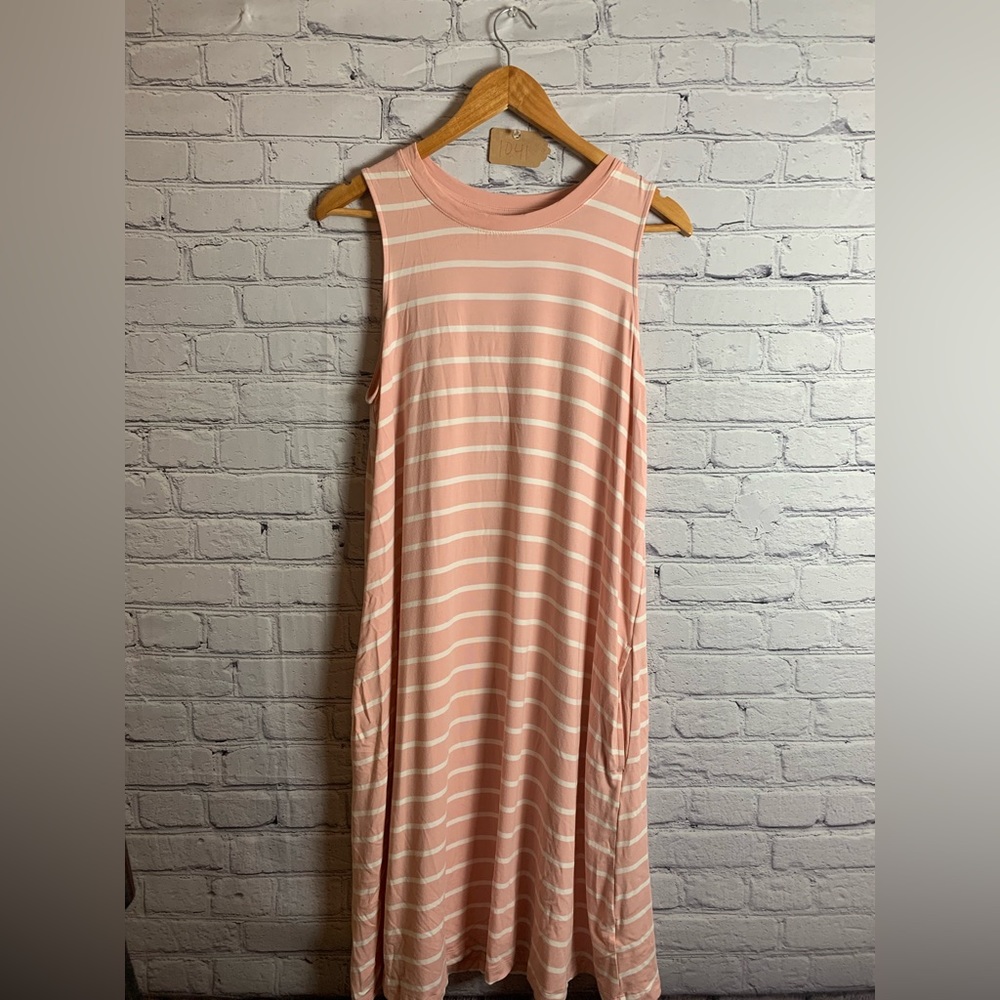Pink and white striped dress!